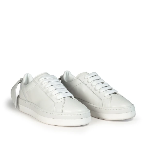 K22_Ring<br>Lace-up shoe white