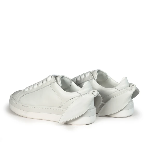 K22_Ring<br>Lace-up shoe white