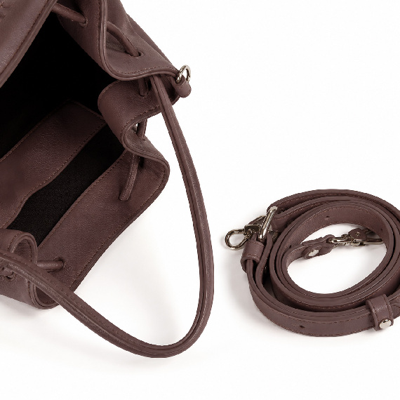 SohoSoft leather bucket bag dark brown Vic Matie