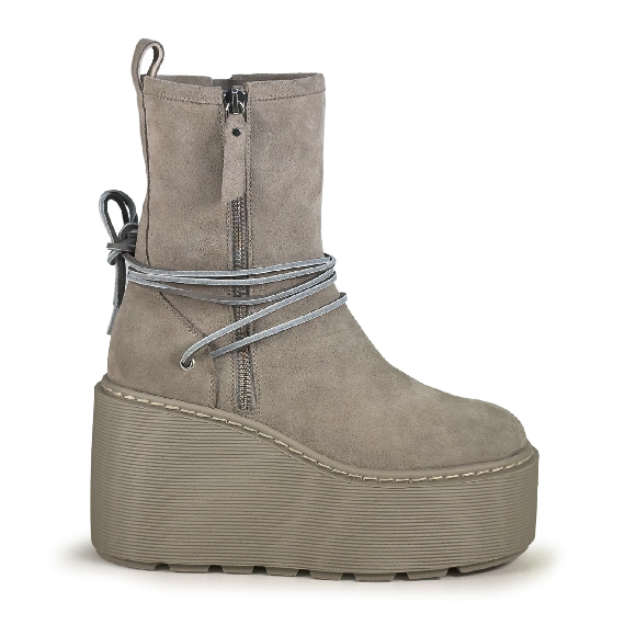 F20 Zeppa Stripy_ Stivaletto Wedge panna
