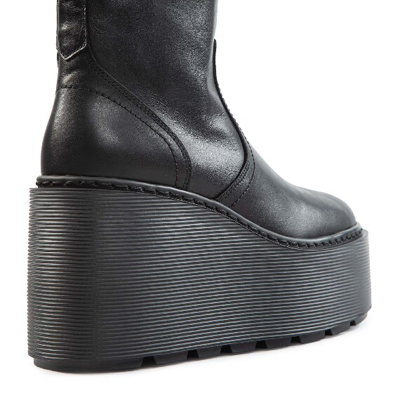 F20 Zeppa Stripy_ Stivale in pelle nero Vic Matie