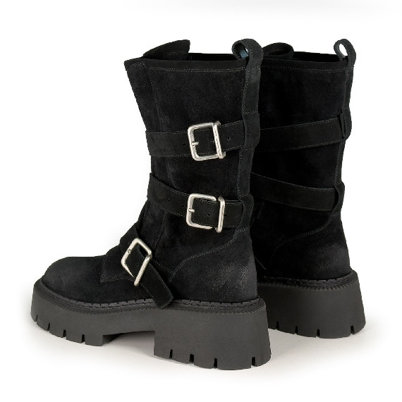 H04 Bob_Biker Buckle suede black Vic Matie