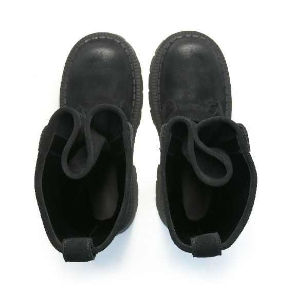 H04 Bob_Biker Buckle suede black Vic Matie