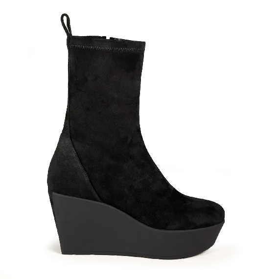 L02_Berlin_Ankle boot nero Vic Matie