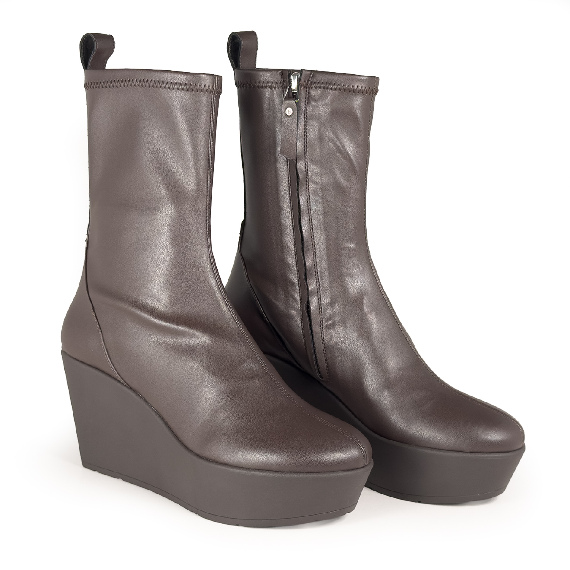 L02_Berlin_Ankle boot tabacco Vic Matie