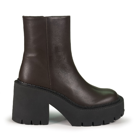 L10_Bobby_Ankle boot testa di moro