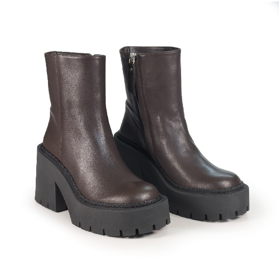 L10_Bobby_Ankle Boot dark brown Vic Matie