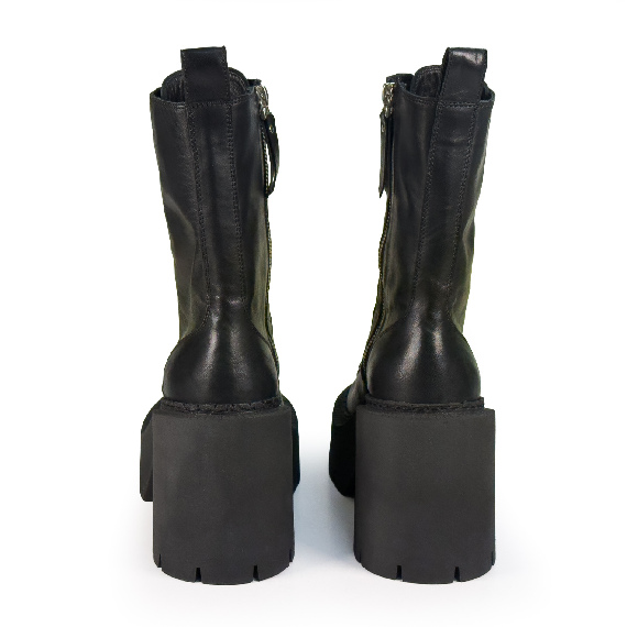 L10_Bobby_Calf leather Combat Boot black Vic Matie
