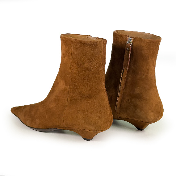 K20_Kitty_Ankle boot in camoscio elegante tabacco