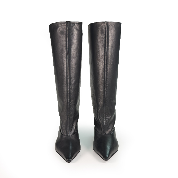 K20_Kitty_SSelene Tube Boot in pelle nera