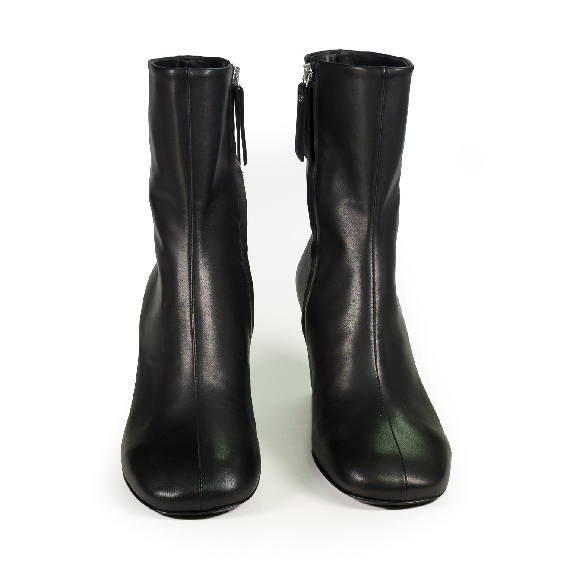 L42_Edge_Ankle boot in pelle nera