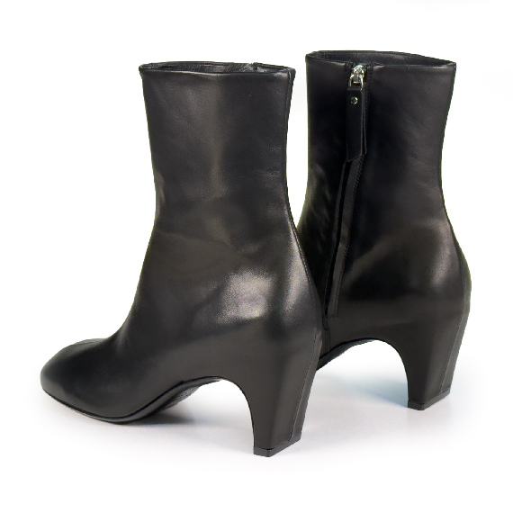 L42_Edge_Ankle boot in pelle nera