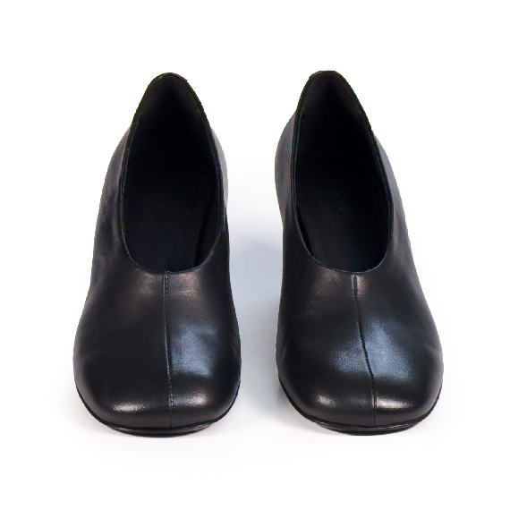L42_Edge_Décolleté in pelle nera