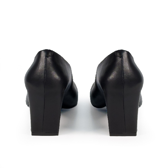 L42_Edge_Décolleté in pelle nera