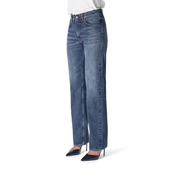Wyatt Georgia Straight Fit Jeans in Medium Dark Dirty Vintage Denim Wyatt