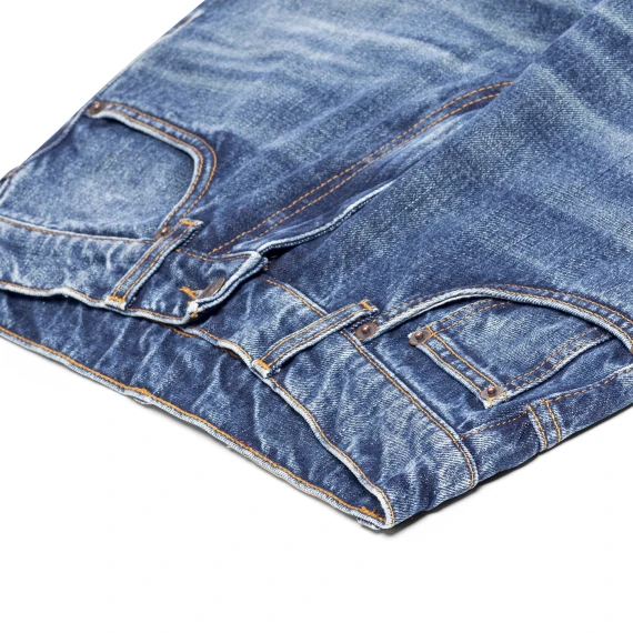 Wyatt Georgia Straight Fit Jeans in Medium Dark Dirty Vintage Denim Wyatt