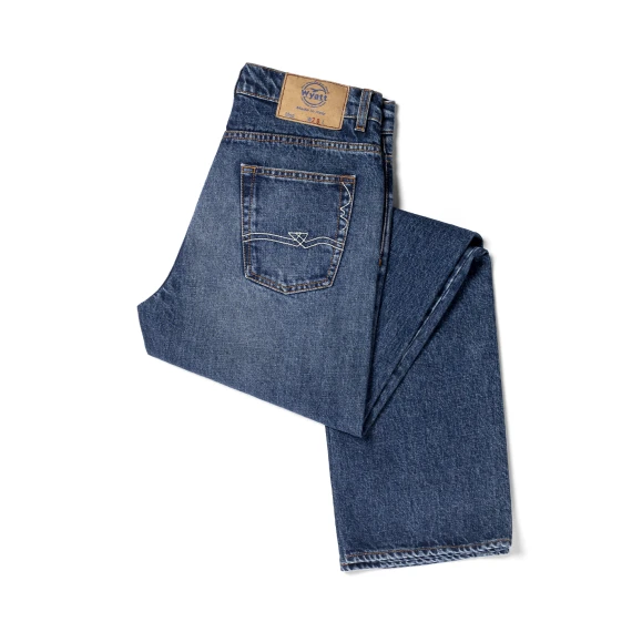 Wyatt Georgia Straight Fit Jeans in Medium Dark Dirty Vintage Denim Wyatt