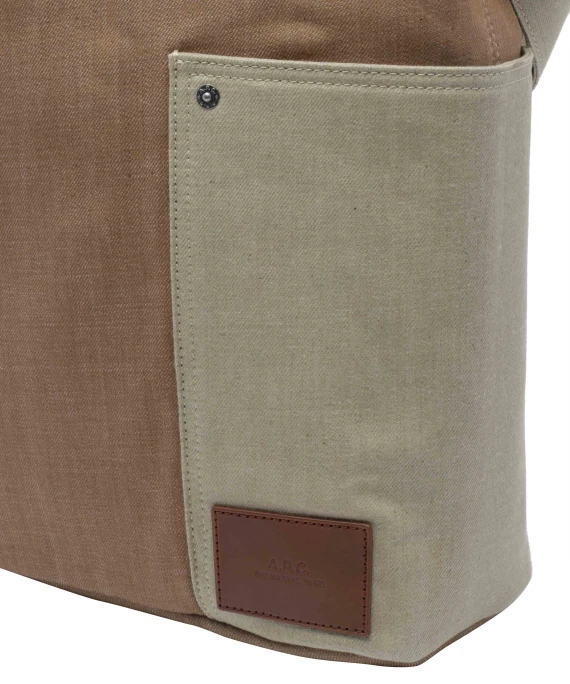 Jardin Tote Bag
