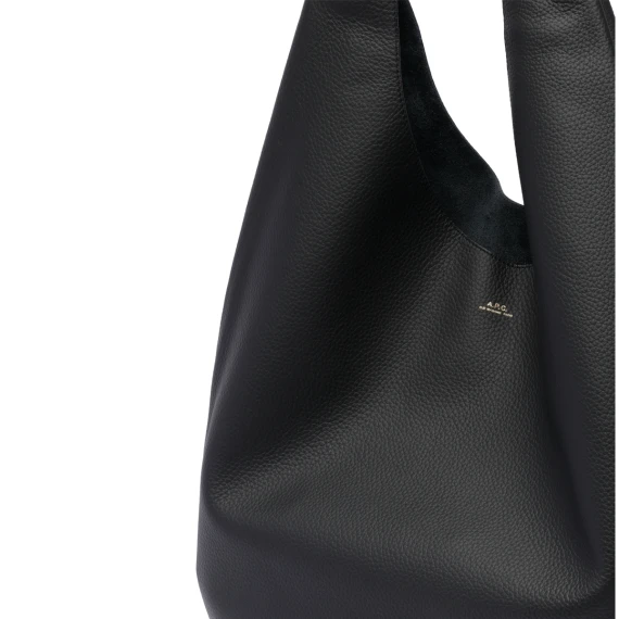 Le Neige Shoulder Bag