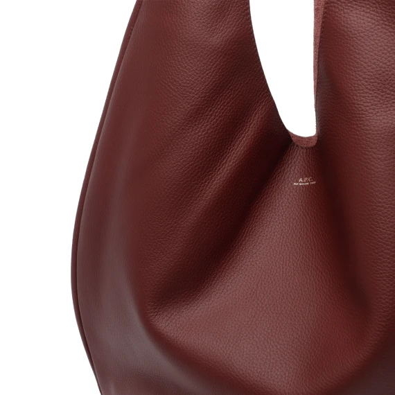 Le Neige Shoulder Bag