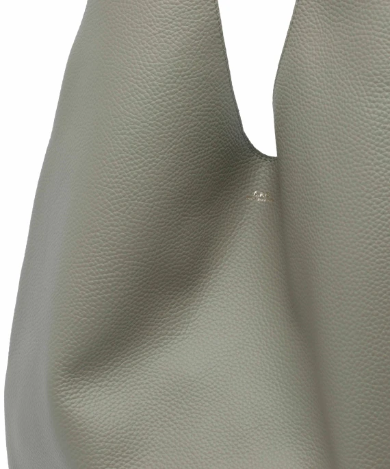 Le Neige Shoulder Bag