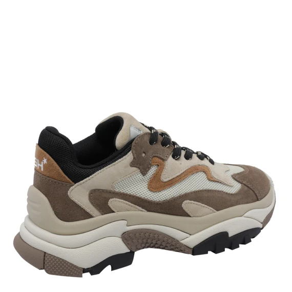 Addict Sneakers