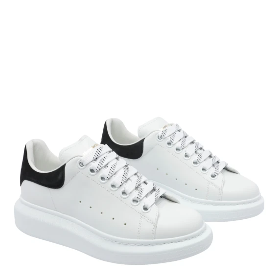 Sneakers White