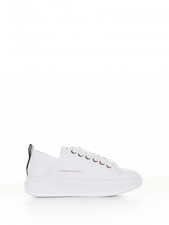 White Wembley leather sneaker