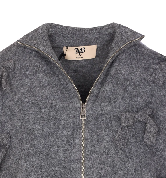 HOLLY KNITTED ZIP BOMB
ER