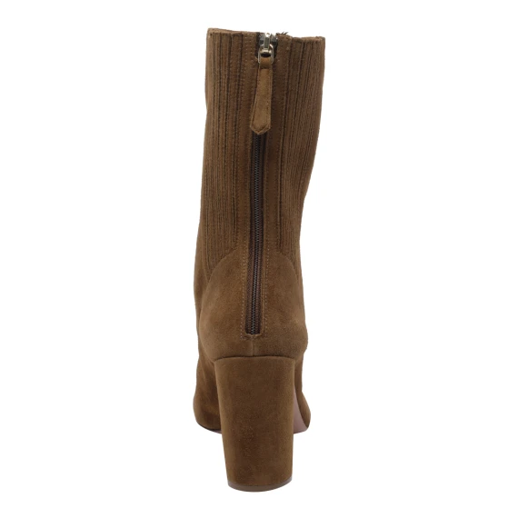 Brown Saint Honoré ankle boots Aquazzura