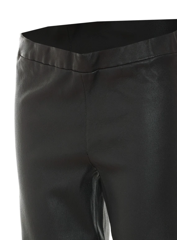 Pantaloni neri