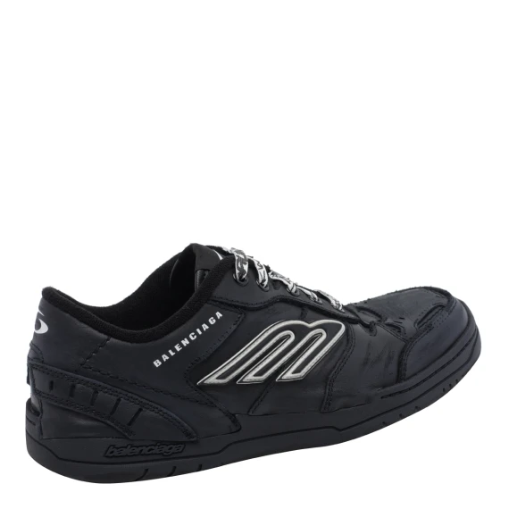 Hamptons Medium Worn-Out Sneakers Balenciaga