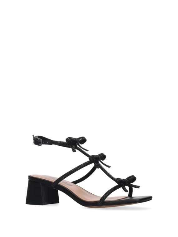 Sandali neri con strass e fiocchetti