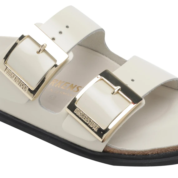 Sandali White