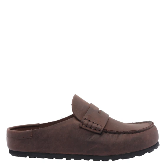 Sandali Brown