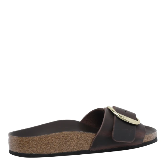 Sandali Brown