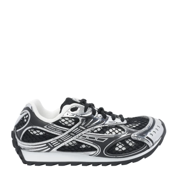 Sneakers nere