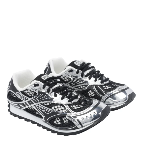 Sneakers nere