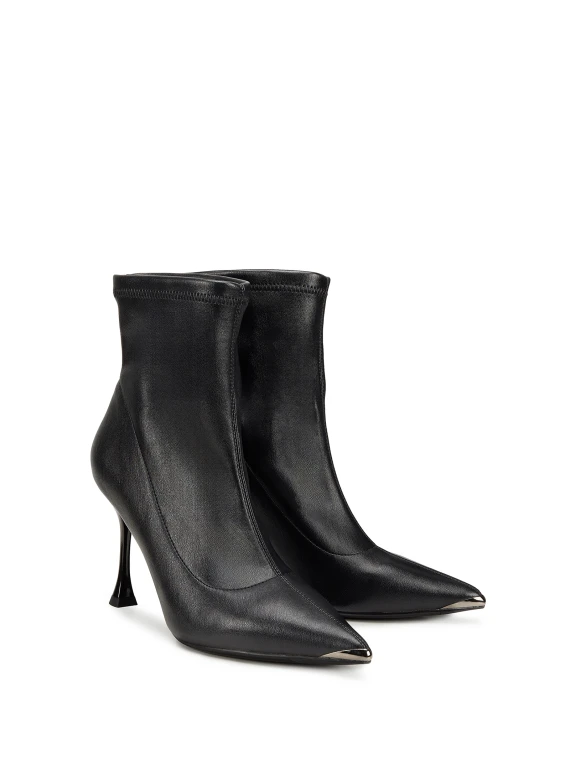 CULT Boots Black