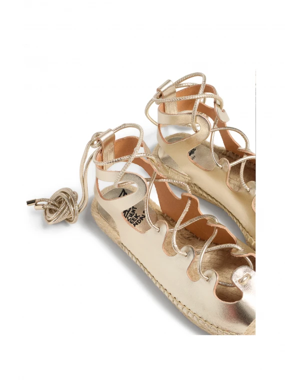 Laminated leather sandals with laces