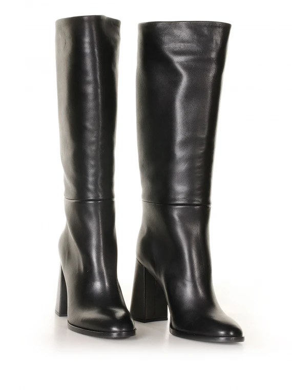 Nicole Bonnet black leather boots