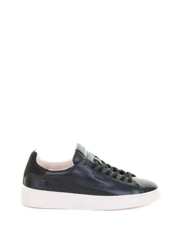 Sneaker Levante nera in pelle