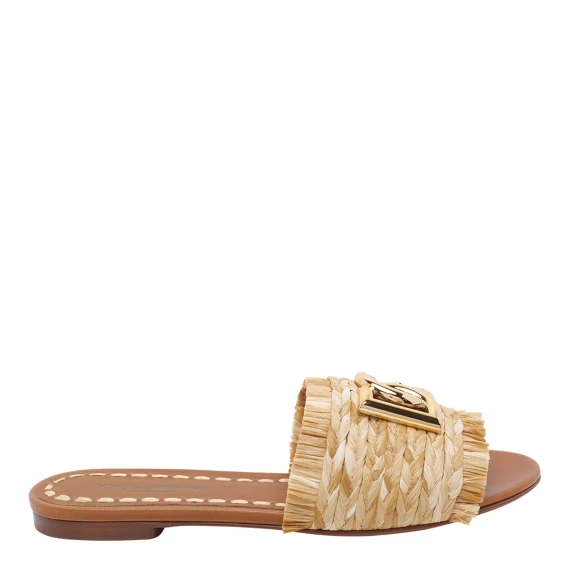 Sandali Brown