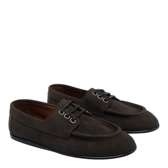 Flat shoes