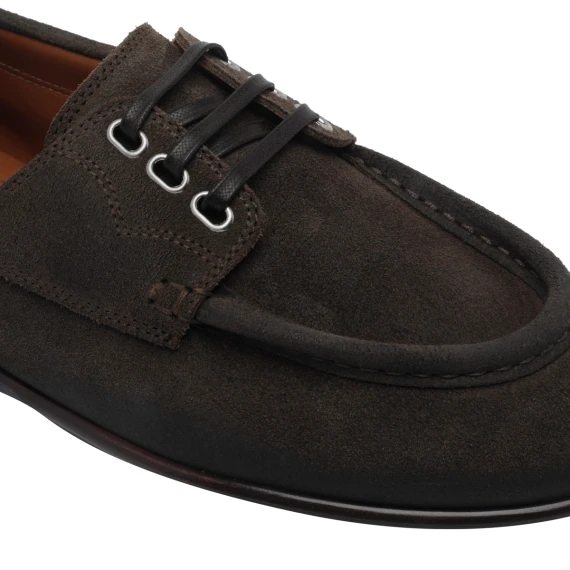 Flat shoes