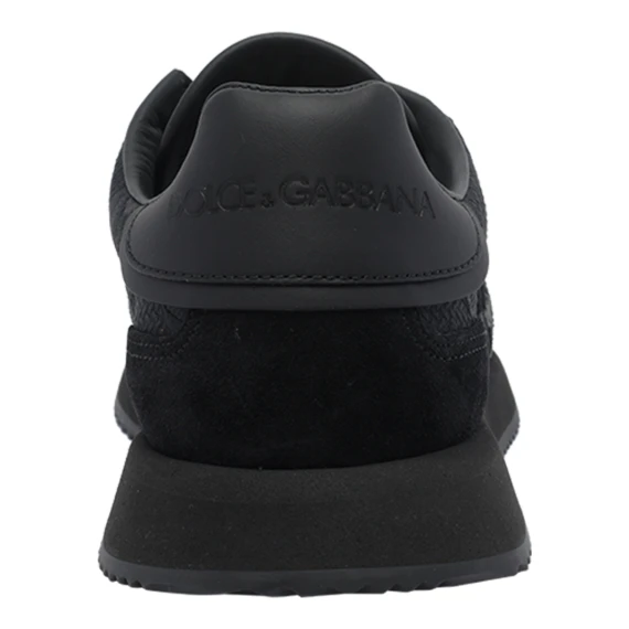 Sneakers nere