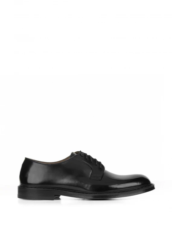 Derby in black brushed leather