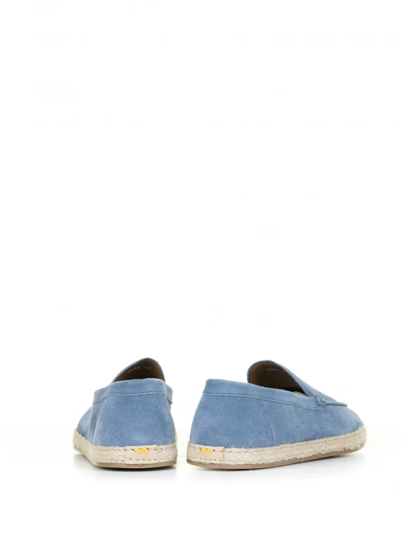 Slip on moccasin in blue suede