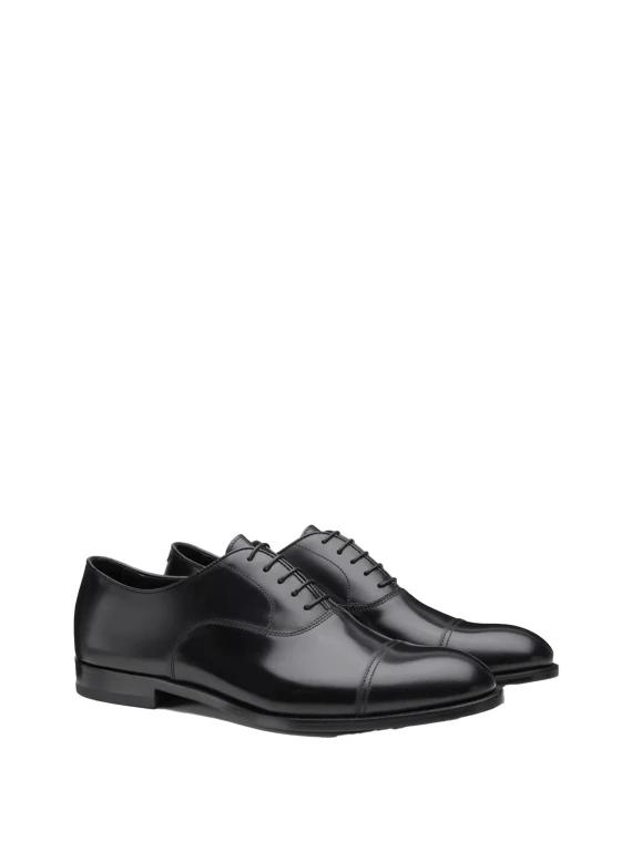 Black leather Oxford