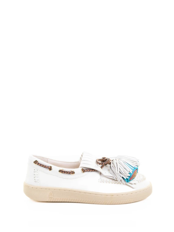 White nappa moccasin with fringe